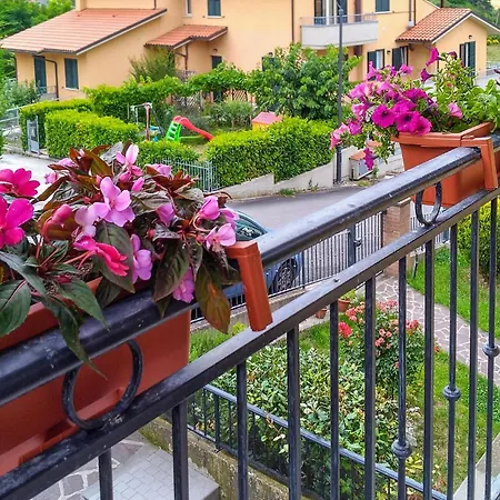 Nice Apartment In Peglio With Wifi *