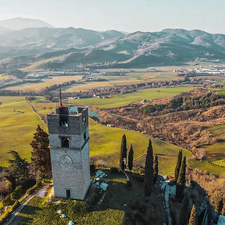 3 Bedroom Awesome In Daire *