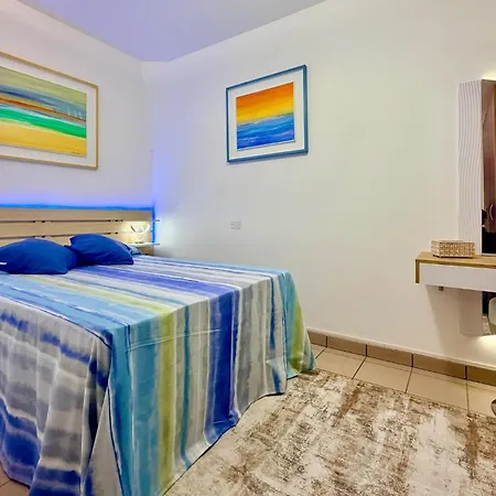 Nice Apartment In Peglio With Wifi شقة