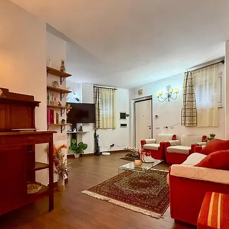 شقة Nice Apartment In Peglio With Wifi