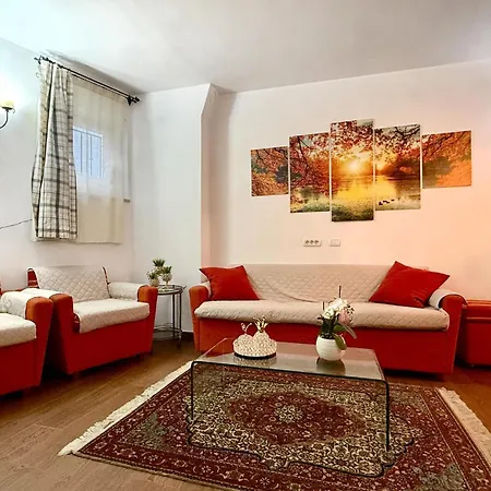 Nice Apartment In Peglio With Wifi شقة *