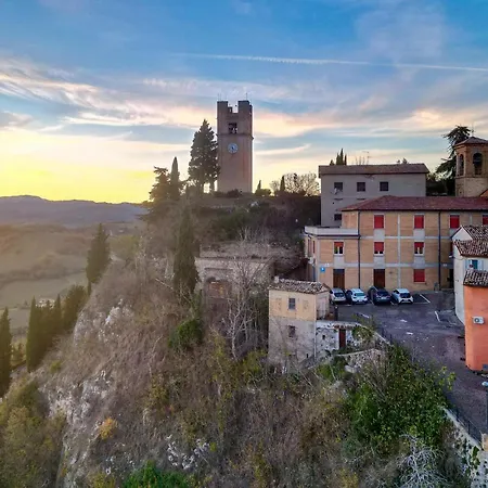 Nice Apartment In Peglio With Wifi